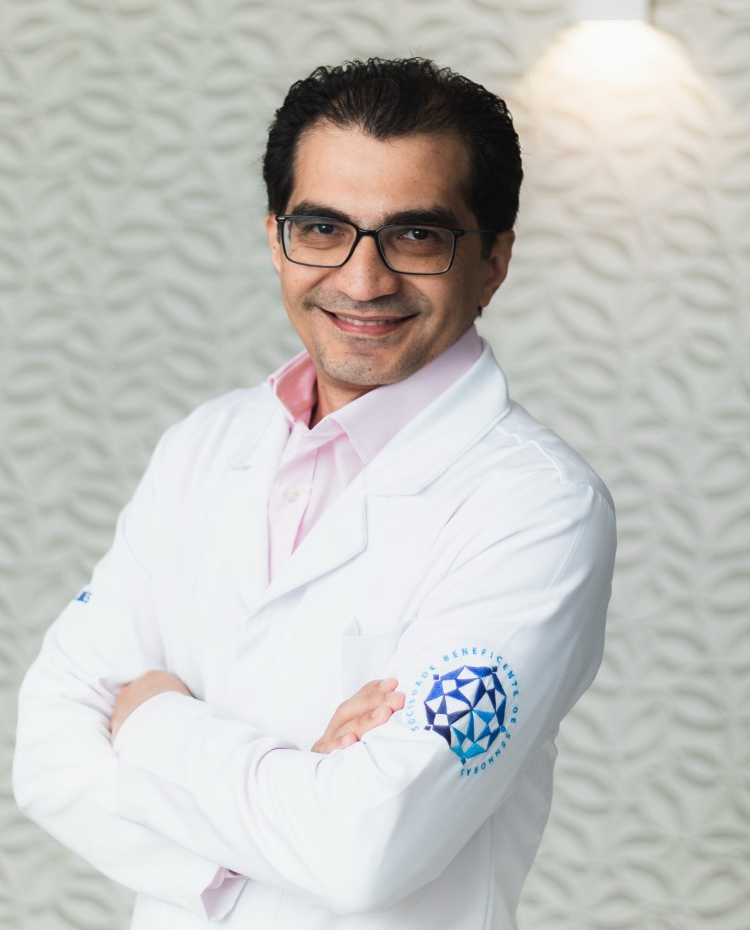 Dr. Joaquim Xavier, dermatologista da Clínica Biodermato